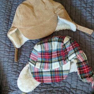 Set of 2 infant winter hats